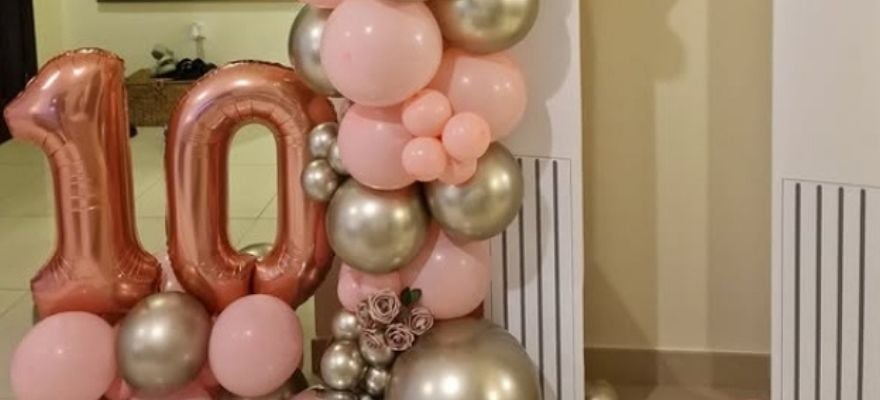 Balloon decor from Ballooniverse DXB by Ballooniverse DXB